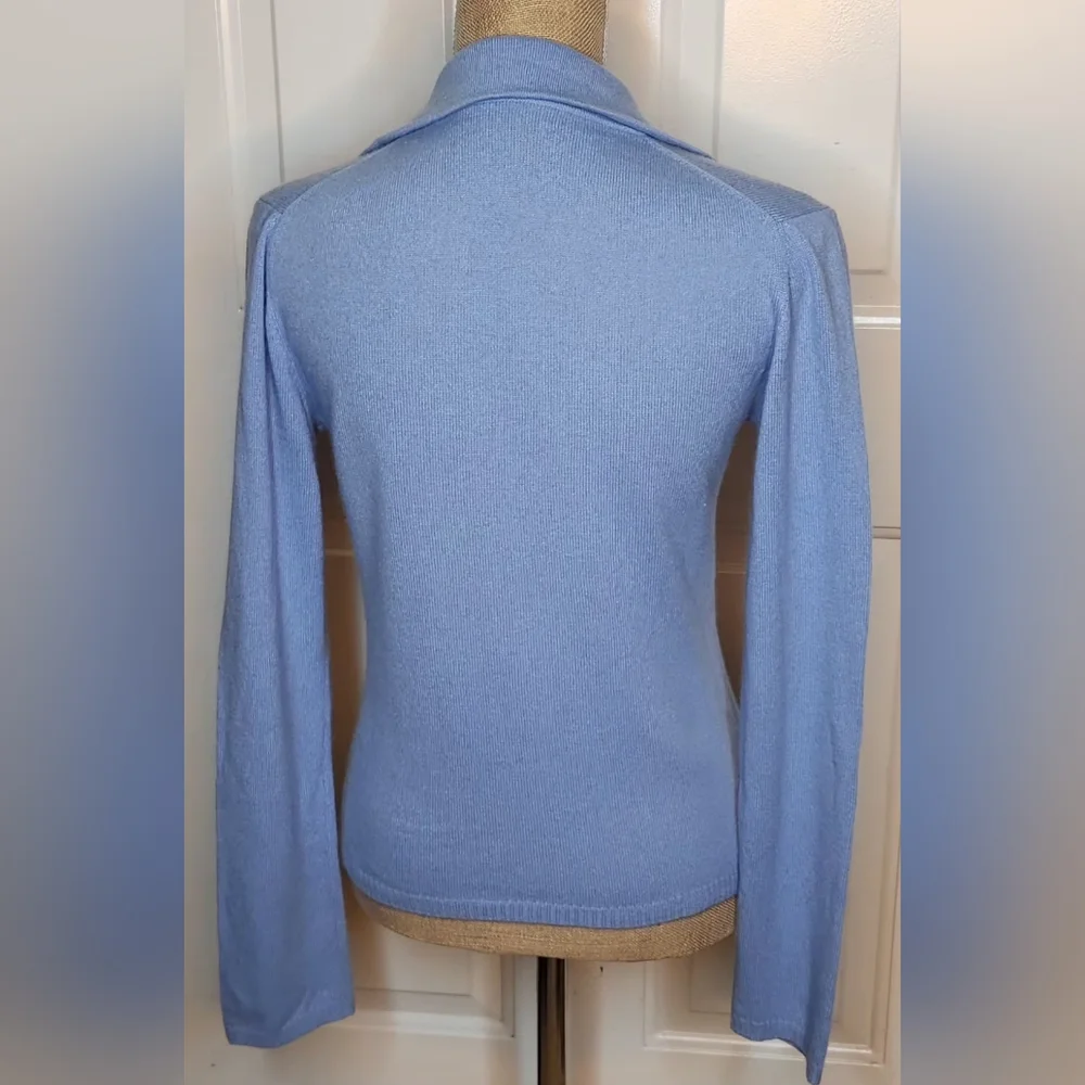 YORN Cashmere Blue Sweater Size S (pit to pit-19" & length-24") Flaw-see Pics - Picture 2 of 5